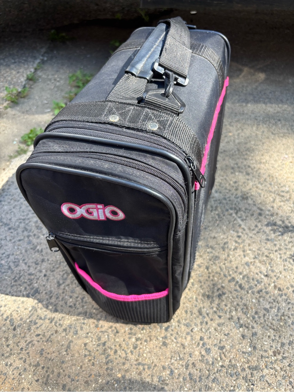 OGiO The Original Locker Bag SV Black & Pink Handle Shelf Pockets Case Pockets